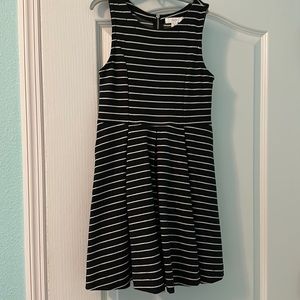 Dress Girls Black & White Stripes Medium 8/10